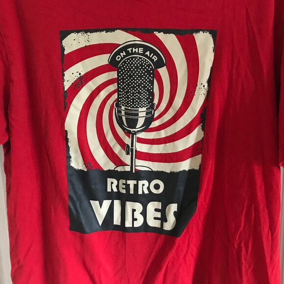 Retro Vibes T-Shirt NEW Radio Microphone LARGE - Picture 2 of 4